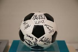 法比奥庆祝足协杯夺冠：将永远存在的时刻，一切荣耀归于上帝