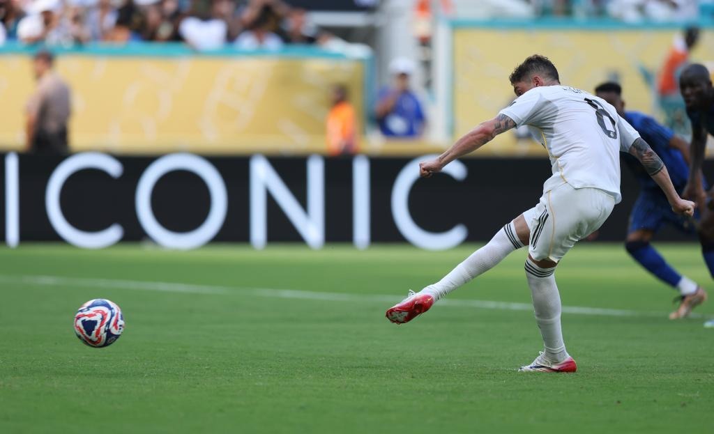 羽毛球赛事进入关键阶段